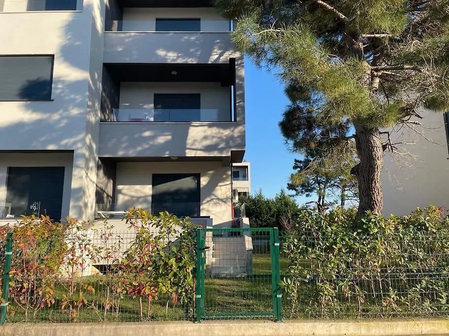 Valamar Garden Apartment Plazhi San Pietro